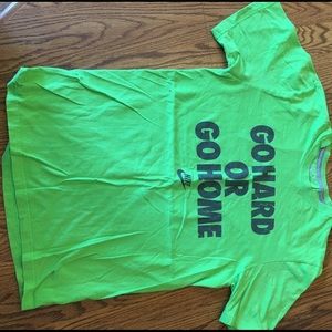 Nike Standard Fit Tee (Medium)
